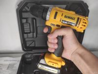 Лот: 18084472. Фото: 2. Шуруповерт DeWalt 14v. Инструмент и расходные
