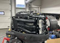Лот: 25650157. Фото: 2. 4x-тактный лодочный мотор SUZUKI... Водный транспорт