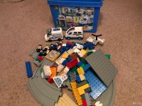 Лот: 15754121. Фото: 3. LEGO, Лего (2 больших контейнера... Дети растут