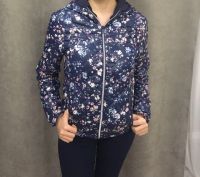 Лот: 9216094. Фото: 2. ветровка Вershka. Женская одежда