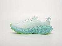 Лот: 24974744. Фото: 2. Кроссовки Asics Novablast 4. Женская обувь