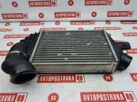 Лот: 20900696. Фото: 2. Радиатор интеркулера Subaru Legacy... Автозапчасти