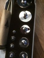 Лот: 10997529. Фото: 3. Набор калибровочный гири в кейсе... Бизнес