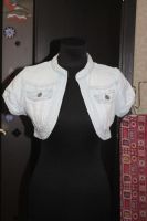 Лот: 6760467. Фото: 2. жилетка джинсовая,40-42,stradivarius. Женская одежда