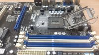 Лот: 25384788. Фото: 2. Материнская плата ASRock H55DE3... Комплектующие