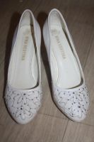 Лот: 6130516. Фото: 3. Туфли белые со стразами. Одежда, обувь, галантерея