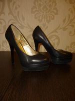 Лот: 4671012. Фото: 2. Красивые черные туфли, высокий... Женская обувь