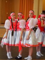 Лот: 8323419. Фото: 2. Костюм для народных танцев. Праздничные костюмы, аксессуары