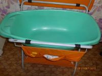 Лот: 3334220. Фото: 2. 2в1 пеленальный стол и подставка... Кормление и уход, гигиена