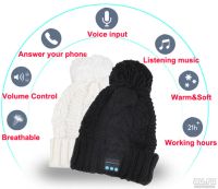 Лот: 16667592. Фото: 2. Шапка женская с Bluetooth-гарнитурой... Женская одежда