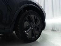 Лот: 25705960. Фото: 8. Внедорожник Li Auto L9 2025