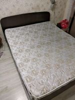 Лот: 11946970. Фото: 2. Кровать с матрасом 200 на 160... Мебель для спальни