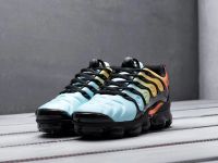 Лот: 16265099. Фото: 2. Кроссовки Nike Air VaporMax Plus... Обувь