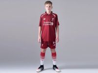 Лот: 12795504. Фото: 2. Футбольная форма New Balance Liverpool... Спортивная одежда