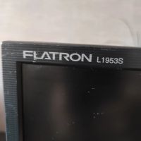 Лот: 25210873. Фото: 2. Монитор LG1953S рабочий с кабелем-переходником... Мониторы, проекторы