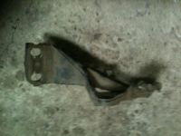 Лот: 4507768. Фото: 4. toyota vitz 1sz-fe кронштейн акпп. Красноярск