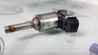 Лот: 23585070. Фото: 2. Форсунка Mazda Mazda3 PE-VPS PE01-13-250B. Автозапчасти
