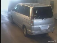 Лот: 5400504. Фото: 2. Toyota Voxy. Авто, мото, водный транспорт
