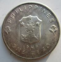 Лот: 8335001. Фото: 2. Филиппины 1 песо 1947 г.,серебро... Монеты