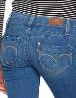 Лот: 9878238. Фото: 3. Женские джинсы Levis Revel Low... Одежда, обувь, галантерея