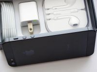 Лот: 3723145. Фото: 4. Apple iPhone 5 32Gb Black. Совершенно...