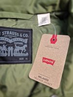 Лот: 25043302. Фото: 5. Мужская с утеплением куртка Levis...