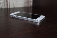 Лот: 6988111. Фото: 2. iPhone 5 16gb белый. Смартфоны, связь, навигация