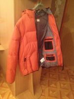 Лот: 4778768. Фото: 3. Пуховик Reebok (новый). Одежда, обувь, галантерея