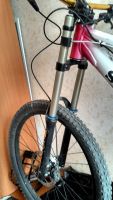 Лот: 4526704. Фото: 2. Вилка RS BoXXeR Race. Велоспорт