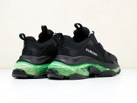 Лот: 17087065. Фото: 3. Кроссовки Balenciaga Triple S... Одежда, обувь, галантерея