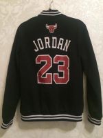 Лот: 10681264. Фото: 3. Бомбер Чикаго булз, кофта. Одежда, обувь, галантерея