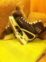 Лот: 3539108. Фото: 2. Хоккейные коньки Larsen, 44 размер... Спортивные товары