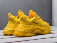 Лот: 17095253. Фото: 4. Кроссовки Balenciaga Triple S... Красноярск