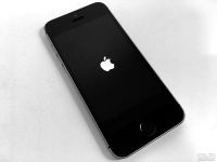 Лот: 13373494. Фото: 3. Apple iPhone SE 16GB. Красноярск