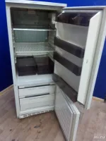 Лот: 11677704. Фото: 3. Холодильник (эконом) бирюса б-18... Бытовая техника