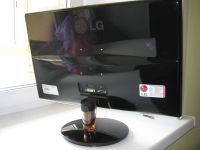 Лот: 4325790. Фото: 2. Отличный Б/У 23" монитор LG Flatron... Мониторы, проекторы