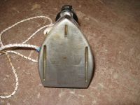 Лот: 9430011. Фото: 2. Утюг ещё СССР. Домашний быт