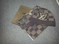 Лот: 5100628. Фото: 2. шапка с шарфом Lous Vuitton. Женская одежда
