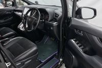 Лот: 21980426. Фото: 10. Toyota Alphard 2017