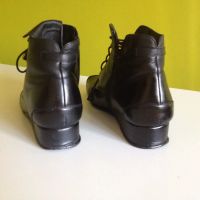 Лот: 6026655. Фото: 2. Ботинки чёрные, Осень, Кожа: 37... Женская обувь