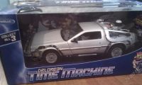 Лот: 2222932. Фото: 3. Delorean из Назад в будущее 2... Коллекционирование, моделизм