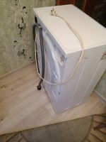 Лот: 18955453. Фото: 4. Стиральная машина indesit wisl... Красноярск