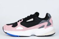 Лот: 16908615. Фото: 2. Кроссовки Adidas Falcon Wmns Black... Мужская обувь