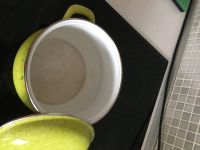 Лот: 25592658. Фото: 2. Кастрюля эмалированная для всех... Посуда, кухонная утварь