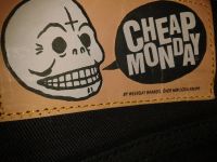 Лот: 3907150. Фото: 4. Джинсы skinny Cheap Monday. Красноярск