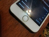 Лот: 18253505. Фото: 4. iPhone 6S 32Gb Gold в отличном...