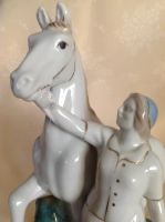 Лот: 4779932. Фото: 2. статуэтка, Колхозница, конезаводчица... Антиквариат