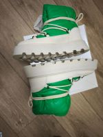 Лот: 25728852. Фото: 6. Новые Зелёные дутики на шнуровке...