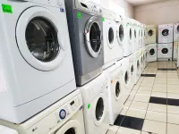 Лот: 20841004. Фото: 4. Стиральная машина Indesit wisl... Красноярск