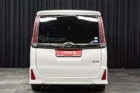 Лот: 24387331. Фото: 6. Toyota Noah 2018